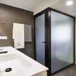 reforma de baño. reforma que revaloriza una vivienda
